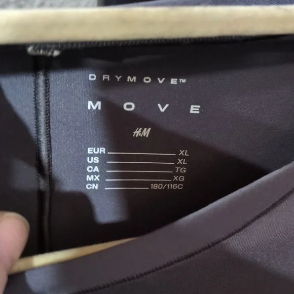 H&M Charcoal Wide-Leg Yoga Pant And Top Set - Picture 4 of 4